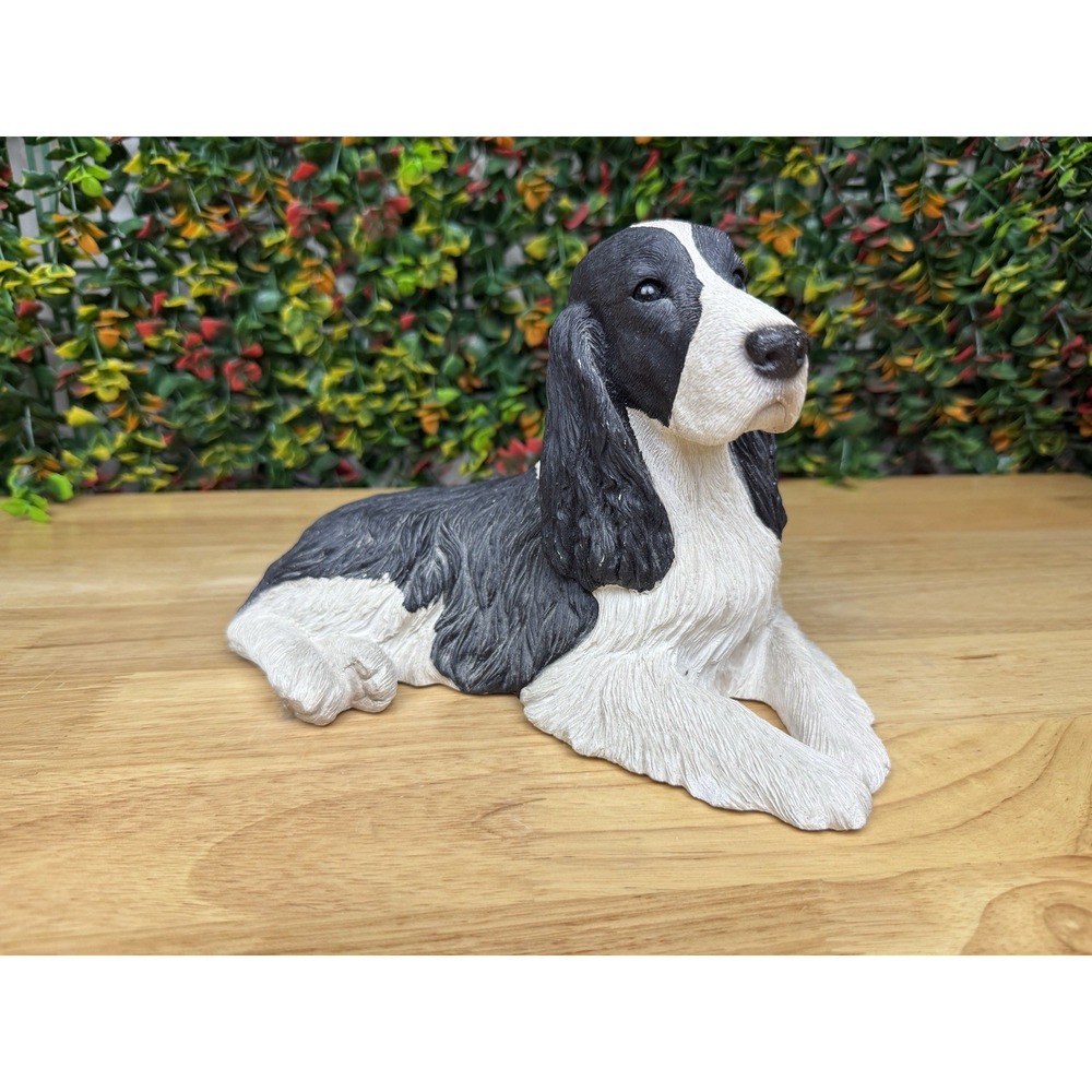 SANDICAST LARGE SPINGER SPANIEL SCULPTURE FIGURINE BLACK & WHITE SANDRA BRUE '87
